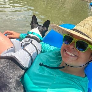 Meet your Posher, Vanessa